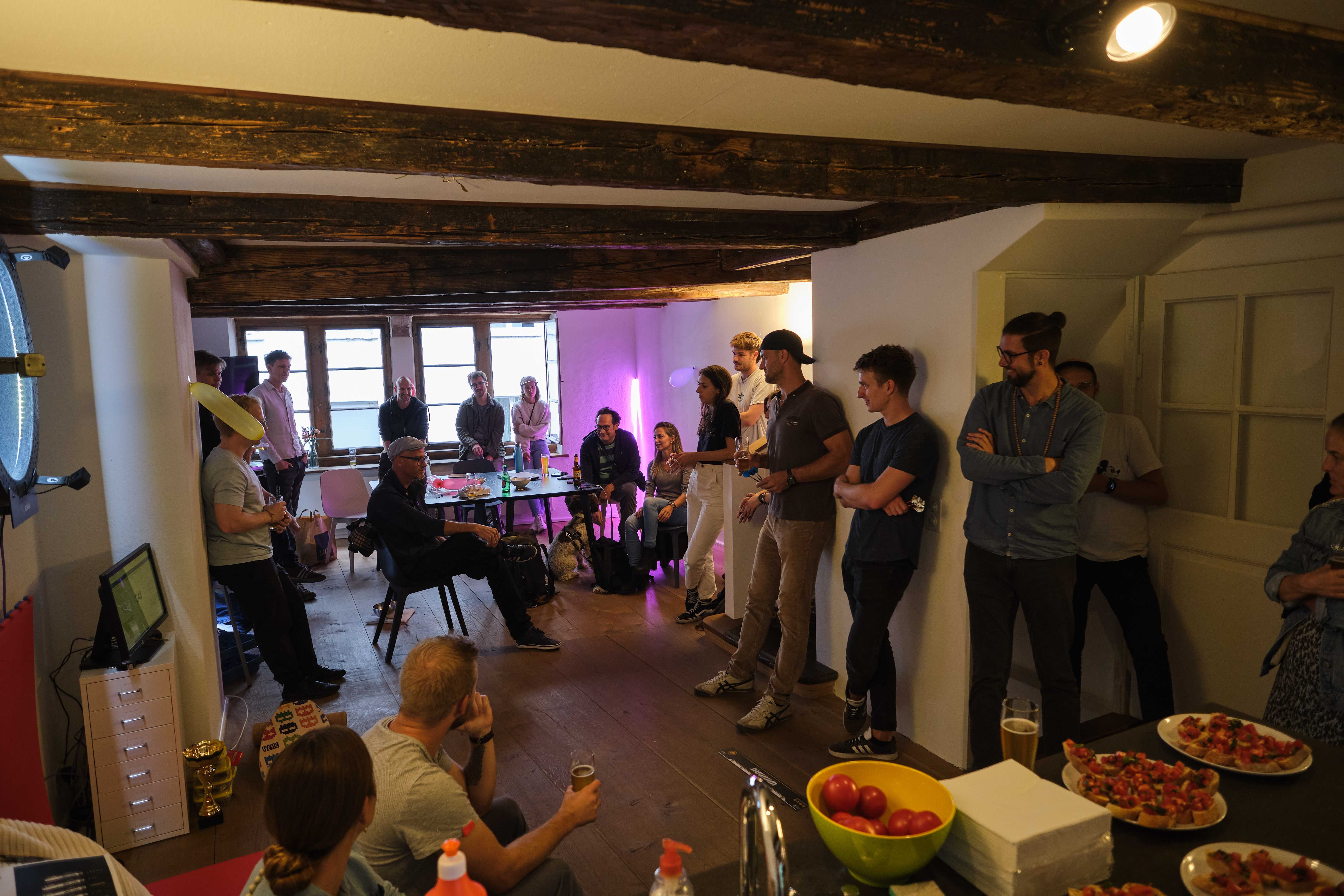 Party im Basler Büro