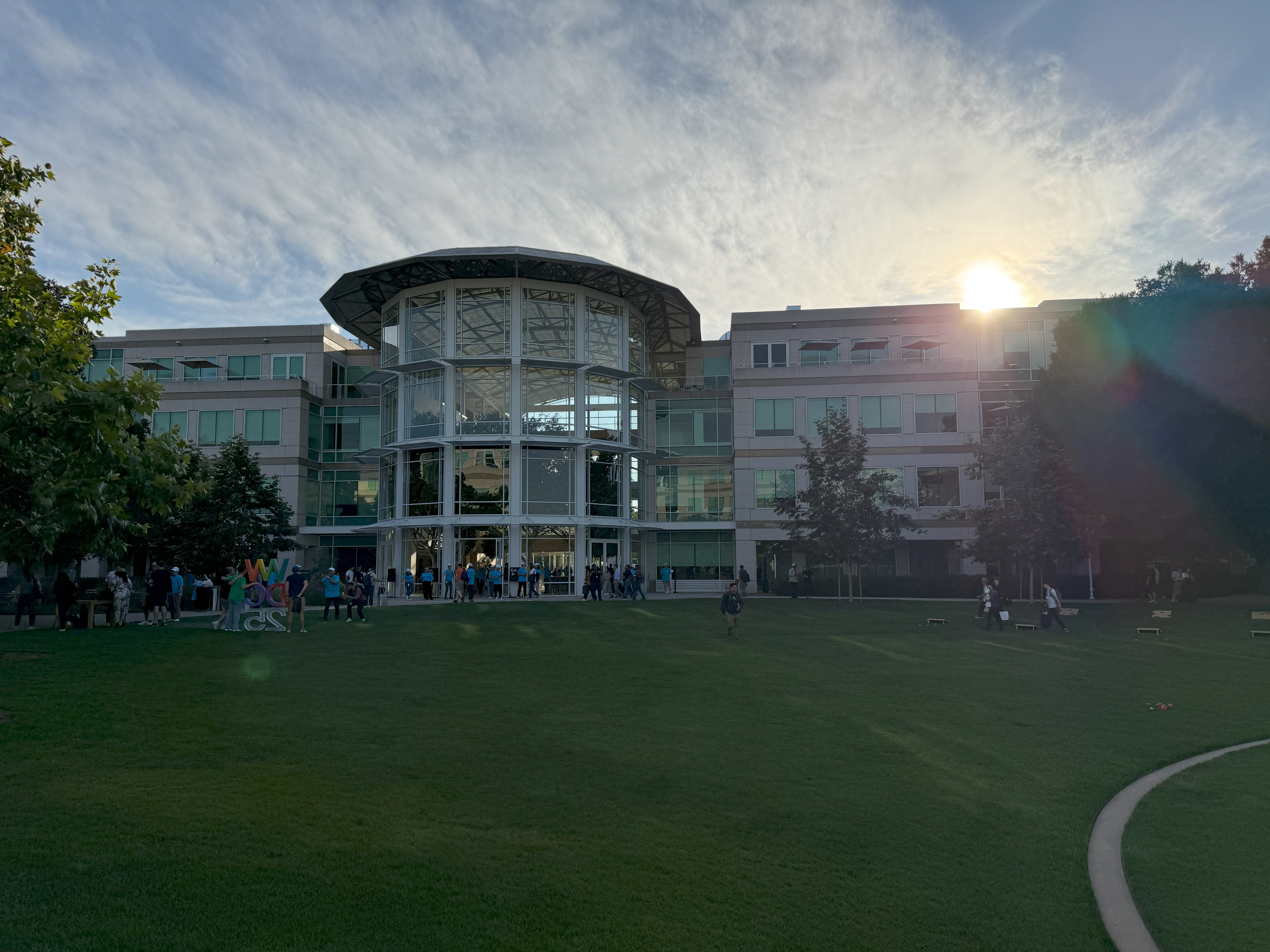 Aussenansicht des Apple Parks