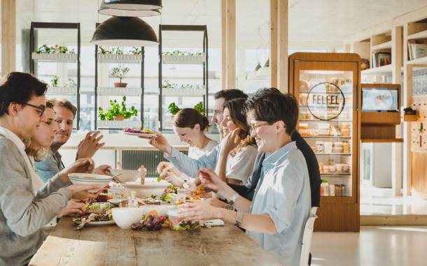 Gemeinsam Essen am Arbeitsplatz