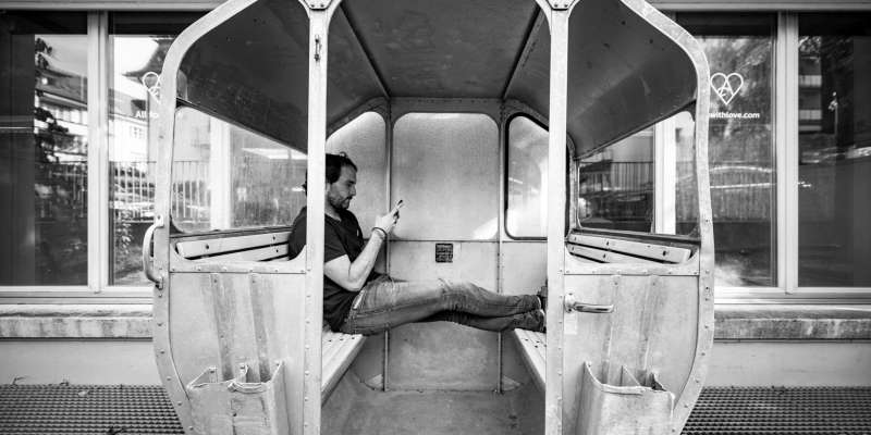 Martin in the Apps with love office Cablecar