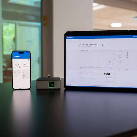Schurter Smart Connector, App and Web Dashboard